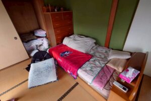 島根県邑南町1LDKアパートI様の特殊清掃事例