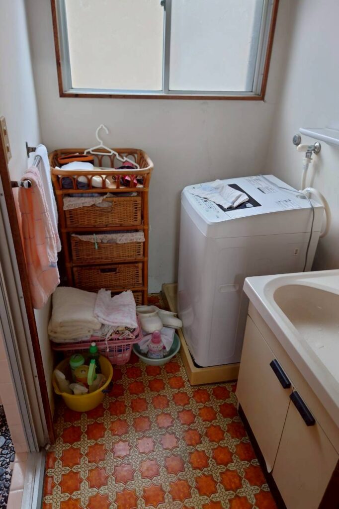 島根県西ノ島町1RアパートT様の特殊清掃事例 Before