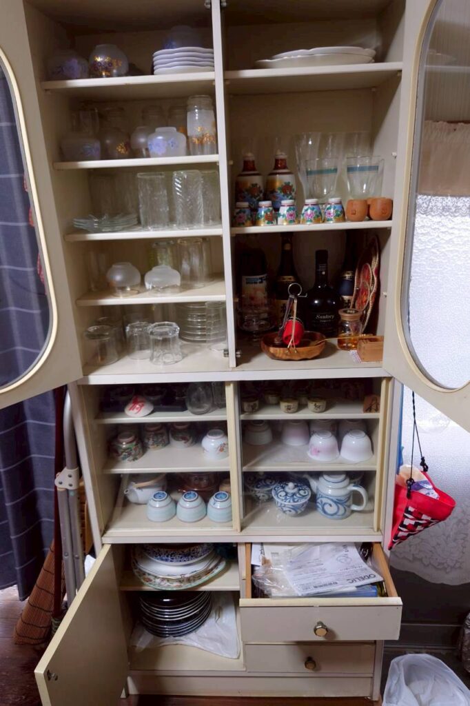 島根県知夫村2LDKマンションN様の特殊清掃事例 Before