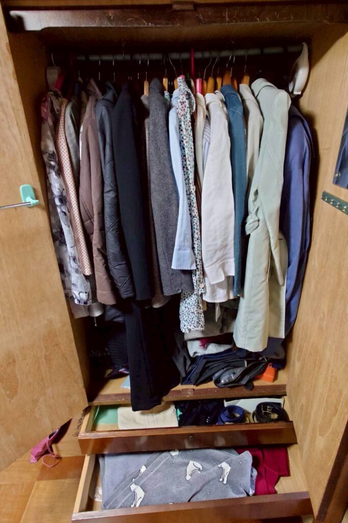 山口県阿武町1LDKマンションO様の特殊清掃事例 Before