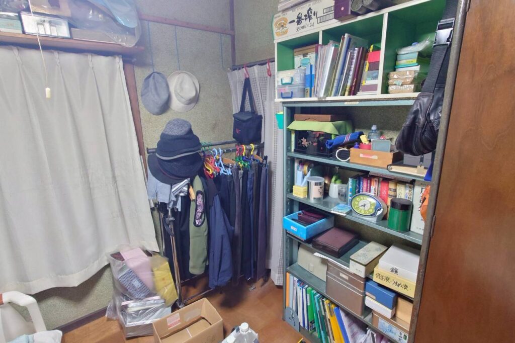 山口県阿武町5LDK以上二世帯住宅I様の特殊清掃事例 Before