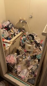 福岡県岡垣町1KマンションT様のゴミ屋敷片付け事例