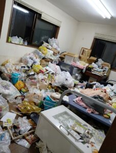 高知県宿毛市4LDK戸建てF様のゴミ屋敷片付け事例