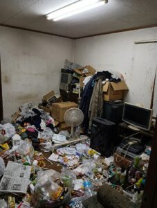 高知県香南市1KアパートW様のゴミ屋敷片付け事例