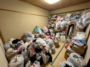 福岡県大野城市1KアパートH様のゴミ屋敷片付け事例