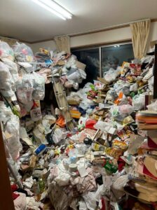 福岡県春日市2DK戸建てM様のゴミ屋敷片付け事例