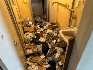 熊本県西原村1KアパートN様のゴミ屋敷片付け事例