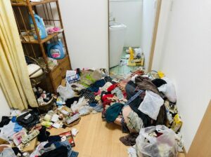 大分県由布市2LDKマンションY様のゴミ屋敷片付け事例