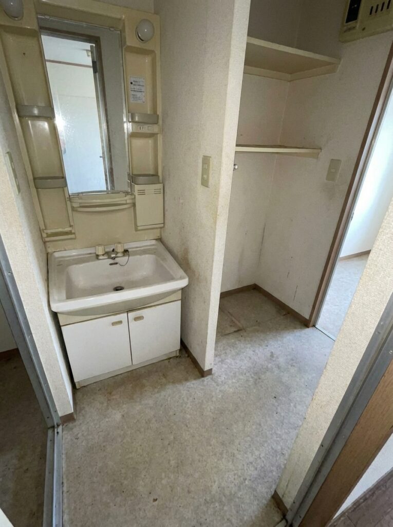 佐賀県嬉野市1DKアパートE様のゴミ屋敷片付け事例 After