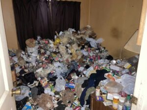 熊本県美里町2LDKアパートH様のゴミ屋敷片付け事例