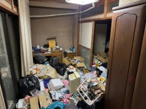 大分県玖珠町1LDKマンションM様のゴミ屋敷片付け事例