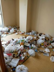 高知県芸西村1DKマンションS様のゴミ屋敷片付け事例
