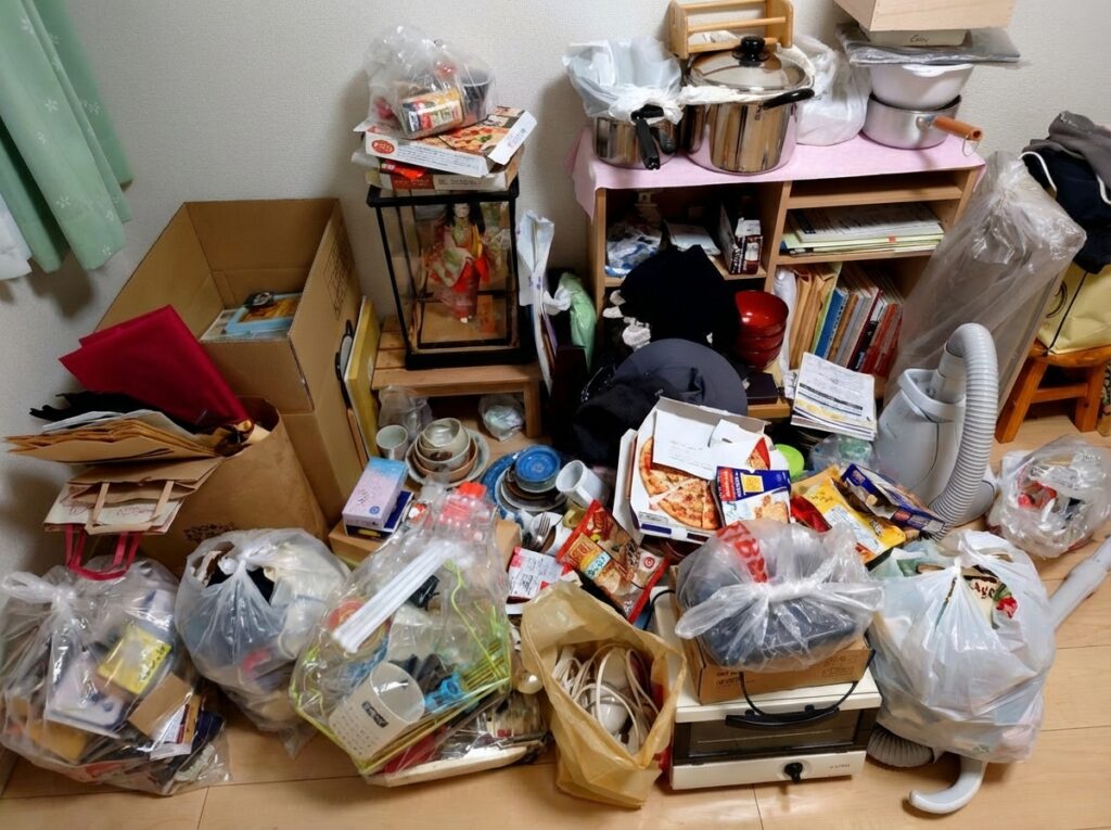 熊本県小国町5LDK以上戸建てI様のゴミ屋敷片付け事例 Before