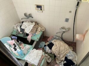 佐賀県唐津市1DKアパートM様のゴミ屋敷片付け事例