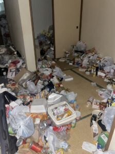 佐賀県嬉野市2DKマンションT様のゴミ屋敷片付け事例