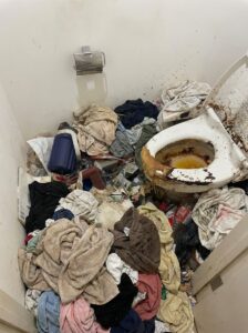 佐賀県大町町3LDKマンションY様のゴミ屋敷片付け事例