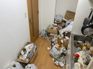 熊本県八代市1LDKアパートW様のゴミ屋敷片付け事例