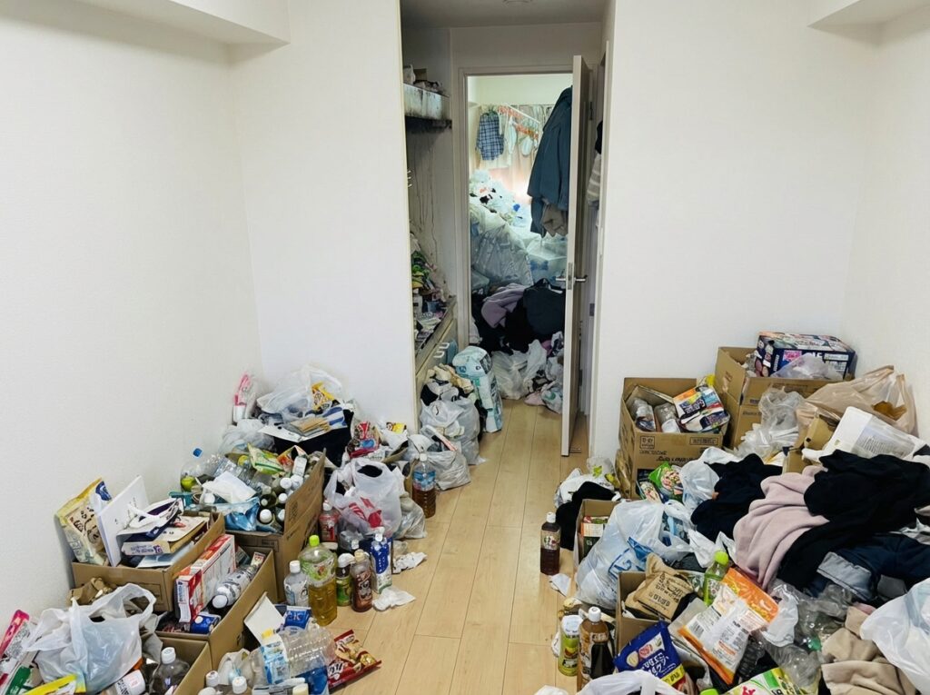 熊本県天草市3LDK戸建てK様のゴミ屋敷片付け事例 Before