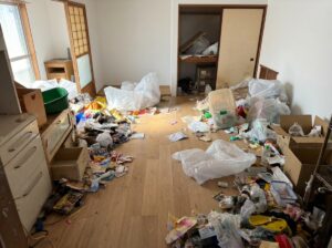 大分県中津市3LDK戸建てT様のゴミ屋敷片付け事例