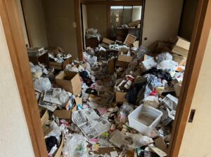 大分県別府市4LDK戸建てT様のゴミ屋敷片付け事例