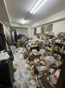 高知県中土佐町1KアパートR様のゴミ屋敷片付け事例