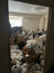 高知県越知町2LDKアパートN様のゴミ屋敷片付け事例