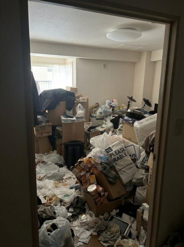 高知県越知町2LDKアパートN様のゴミ屋敷片付け事例 Before