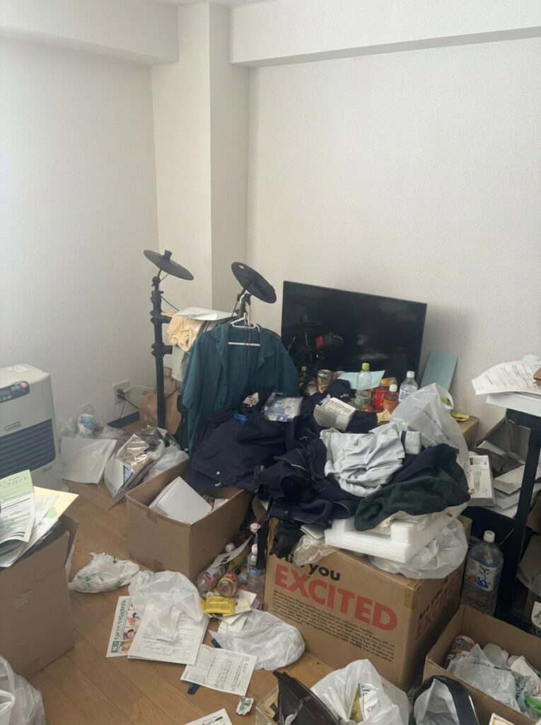 高知県梼原町5LDK以上戸建てF様のゴミ屋敷片付け事例 Before