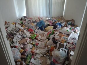 福岡県筑後市1LDKマンションK様のゴミ屋敷片付け事例