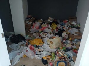 福岡県豊前市2LDKアパートA様のゴミ屋敷片付け事例