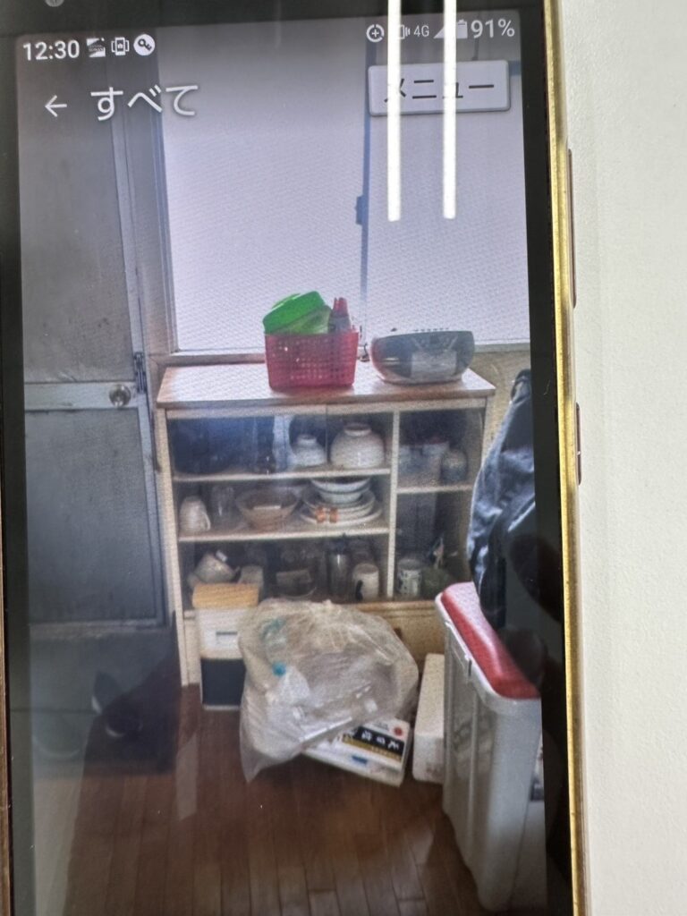 愛媛県今治市2LDKマンションS様のゴミ屋敷片付け事例 Before