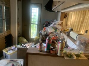 愛媛県大洲市1KマンションS様のゴミ屋敷片付け事例