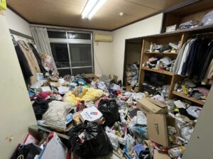 鹿児島県阿久根市2LDKマンションS様のゴミ屋敷片付け事例