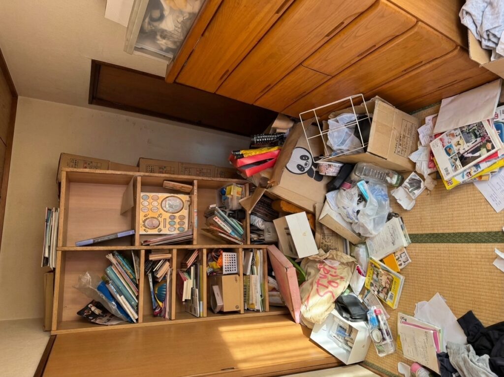 宮崎県高鍋町3LDK戸建てY様のゴミ屋敷片付け事例 Before