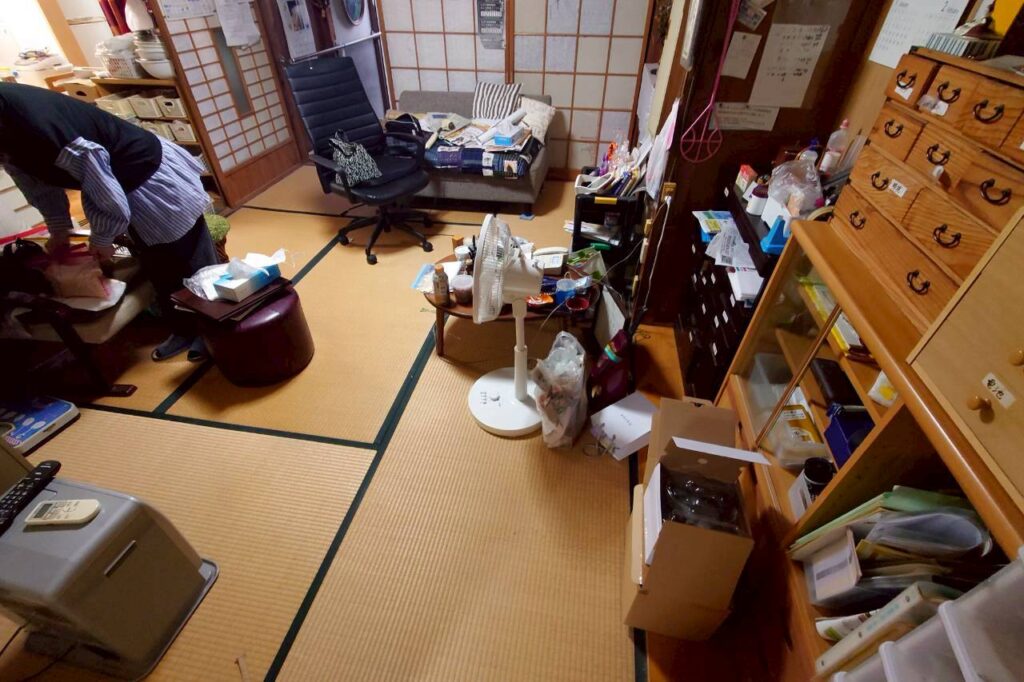 遺品整理｜埼玉県三郷市3DKアパートＳ.Ｊ様の作業事例 Before