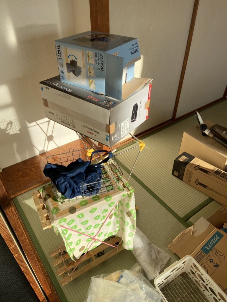 遺品整理｜奈良県安堵町1R（ワンルーム）アパートＫ.Ｎ様の作業事例 Before