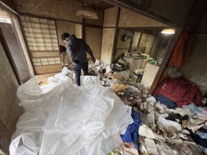 遺品整理｜山梨県富士河口湖町2LDKマンションＩ.Ｎ様の作業事例