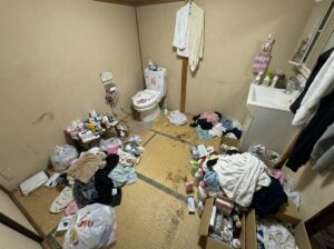 ゴミ屋敷片付け｜広島県三次市1R（ワンルーム）マンションＩ.Ｔ様の作業事例