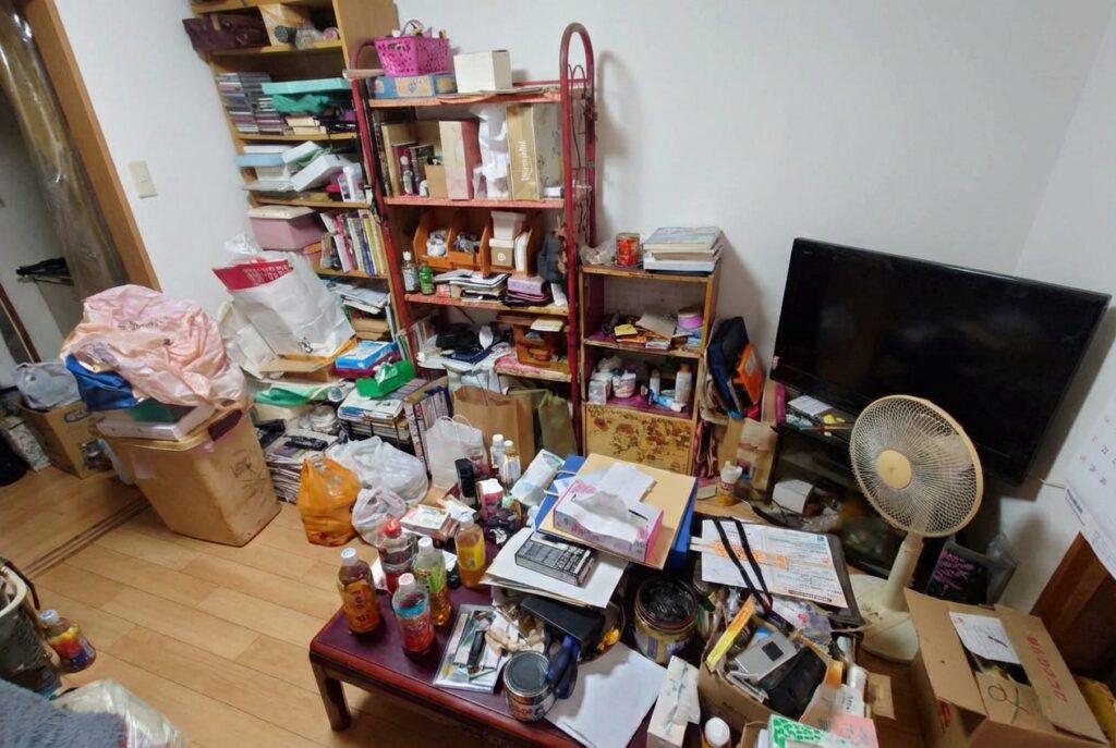 ゴミ屋敷片付け｜群馬県南牧村5LDK以上マンションＭ.Ｓ様の作業事例 Before