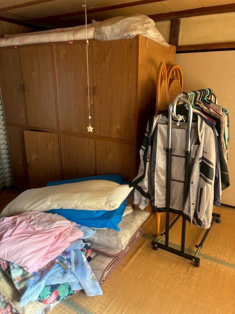 遺品整理｜茨城県笠間市1DKマンションＴ.Ｓ様の作業事例 Before