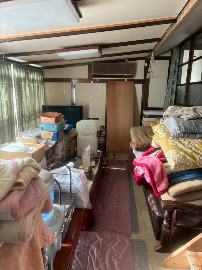 遺品整理｜茨城県筑西市1LDKアパートＮ.Ａ様の作業事例 Before