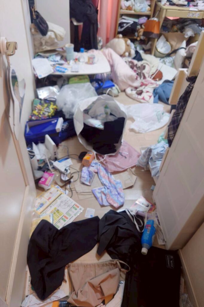 遺品整理｜青森県東北町1DKマンションＴ.Ｊ様の作業事例 Before