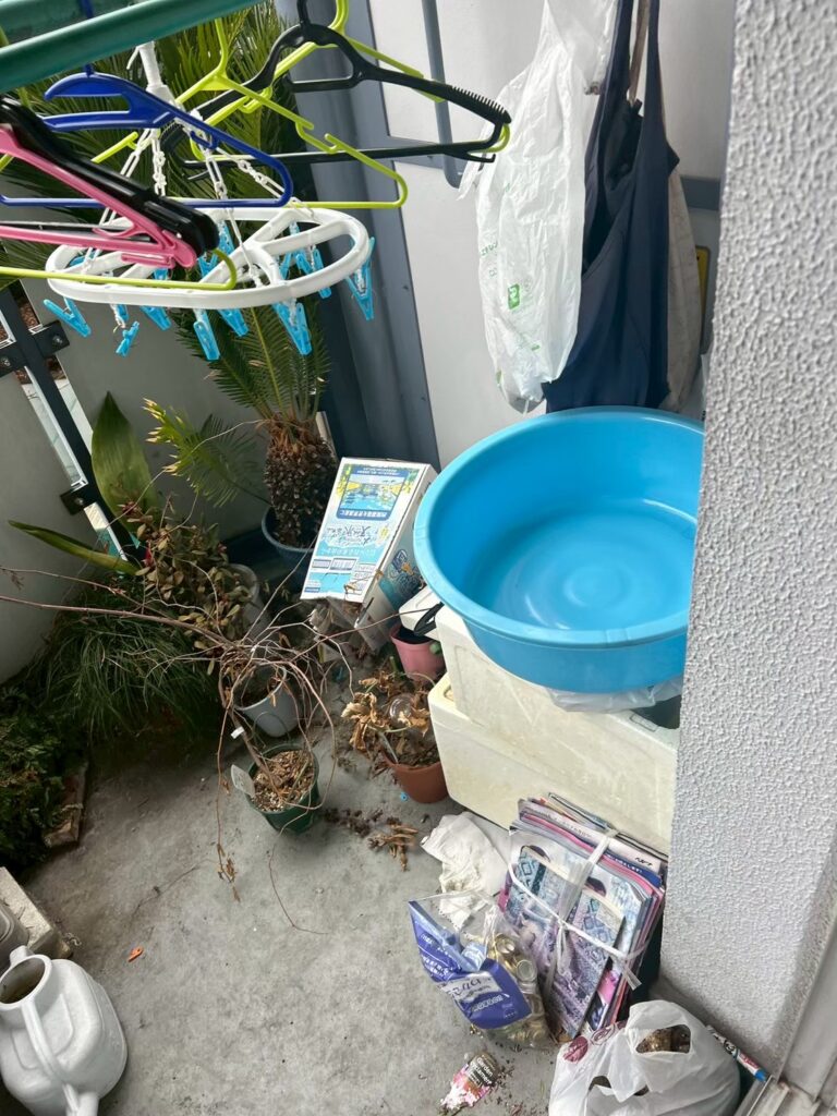 遺品整理｜鳥取県岩美町1R（ワンルーム）アパートＭ.Ｒ様の作業事例 Before
