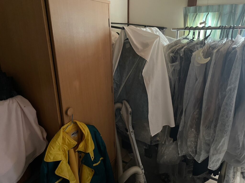 鹿児島県霧島市3LDK戸建てW様のゴミ屋敷片付け事例 Before