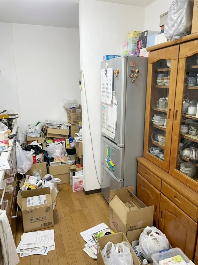 鹿児島県長島町1DKアパートH様のゴミ屋敷片付け事例 Before