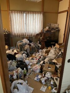 鹿児島県宇検村2DKアパートY様のゴミ屋敷片付け事例