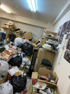 鹿児島県天城町2LDKマンションT様のゴミ屋敷片付け事例