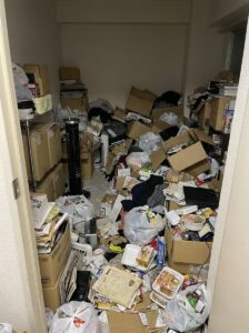 鹿児島県伊仙町1DKマンションA様のゴミ屋敷片付け事例