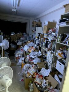 鹿児島県和泊町1DKアパートT様のゴミ屋敷片付け事例