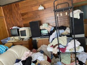 沖縄県石垣市2LDKマンションT様のゴミ屋敷片付け事例